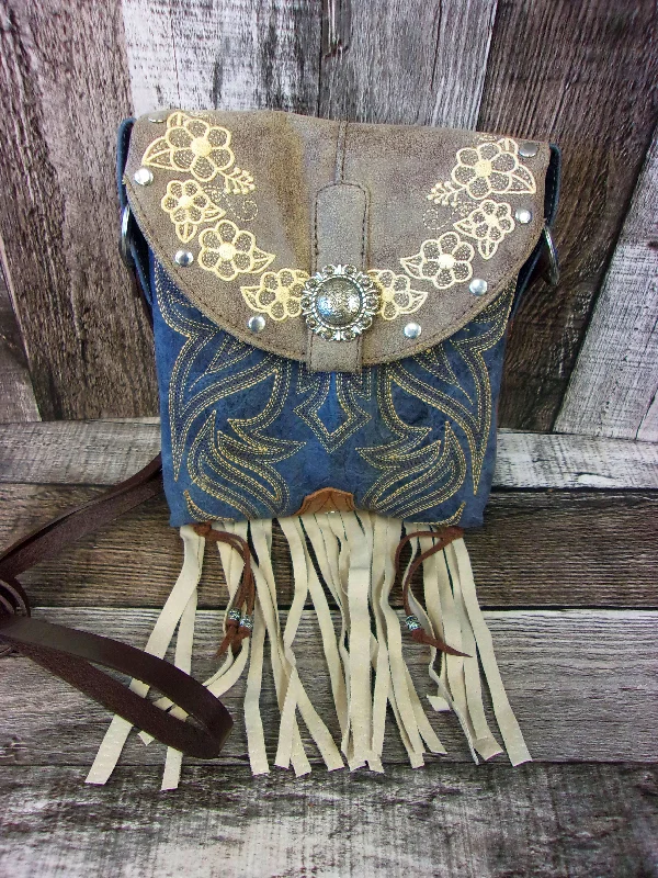 Small Cowboy Boot Purse with Fringe sm270