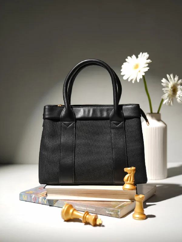 Women Black Casual Textured Shoulder Bag With Magnet Lock