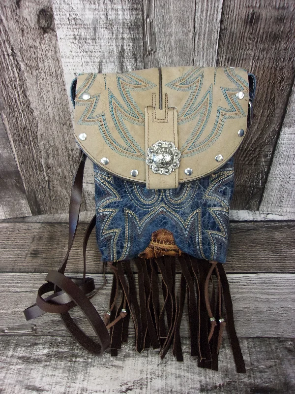 Small Cowboy Boot Purse with Fringe sm260