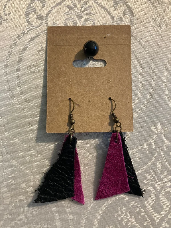 Black and Fuchsia