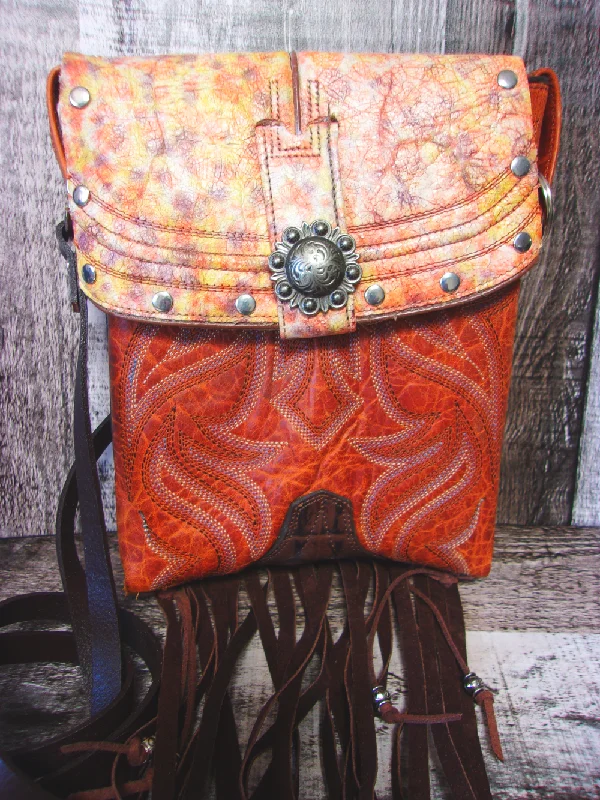 Small Cowboy Boot Purse with Fringe sm234