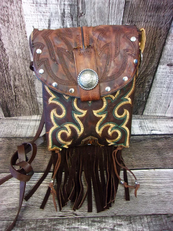 Small Cowboy Boot Purse with Fringe sm271